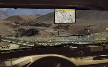 Windshield built in LCD digital screen (ScreeneX)